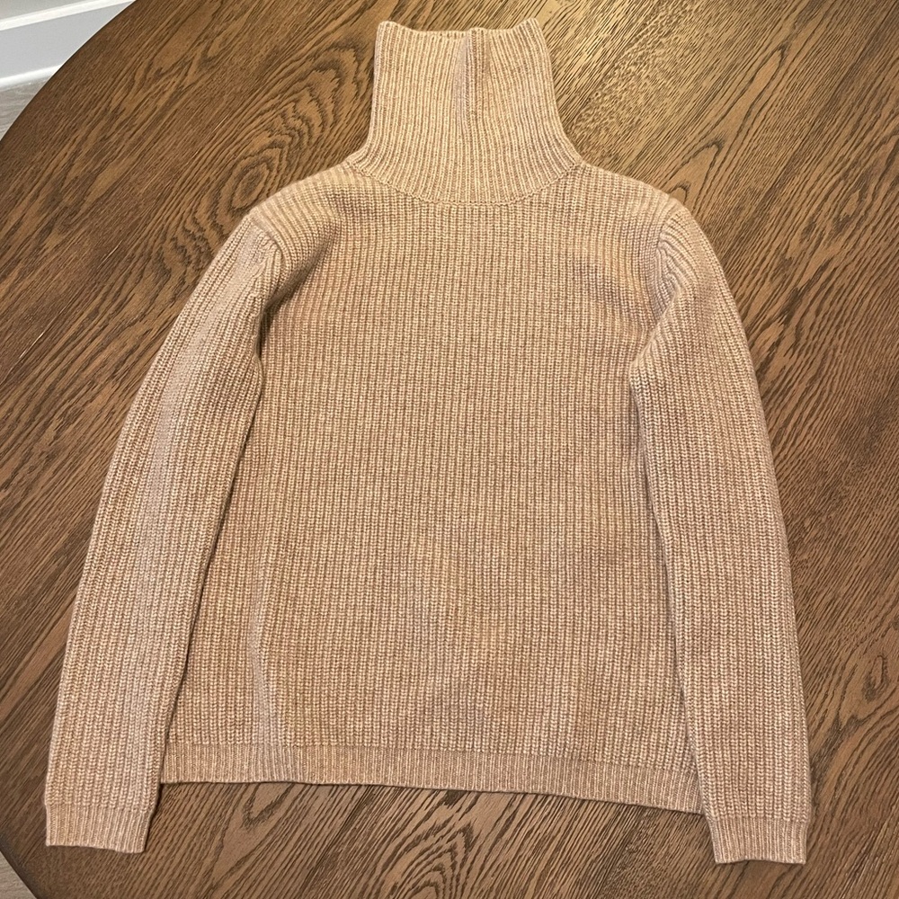 Jenni Kayne 100% Cashmere Turtleneck - Picture 3 of 4